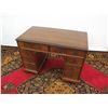 Image 2 : DOUBLE PEDESTAL DESK