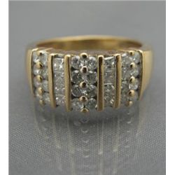 LADIES DIAMOND DINNER RING