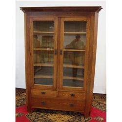 OAK CORNER CABINET