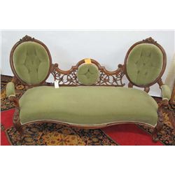 VICTORIAN THREE PIECE PARLOR SET