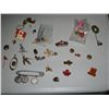 Image 1 : 4059 - Tie tacks, lockets, pins: an assortment