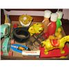 Image 1 : 3178 - Slinky caterpillar and other assorted toys