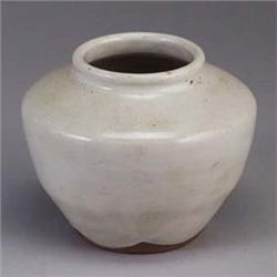BEN OWEN bulbous shouldered vessel covered in a white semi-matte glaze. Firing line at base does not