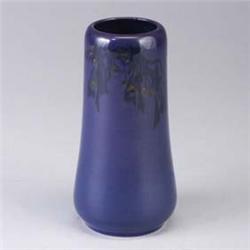 ROOKWOOD vase by Lorinda Epply. 1920, with bird, berries and branches in black and red on a lusterou