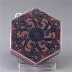 ROOKWOOD Production six-sided box, 1923, painted with floral motif on a pale purple ground. Tight li