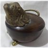 Image 1 : Vintage Round Lion Jewelry Box