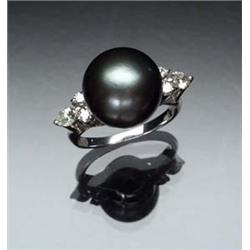 18-Karat White Gold, Tahitian Black Pearl and Diamond Dinner Ring Set with one pearl measuring 12...