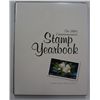 Image 1 : 2004 Commemorative Stamp Yearbook, by the U.S. Postal Service Mint!