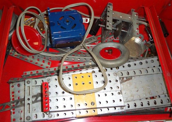 Vintage No. 10062 Erector Set Set, Gilbert, The Steam engine Set