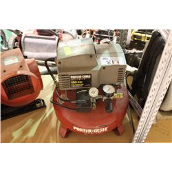 METAL FRAMED WOODEN RESTAURANT CHAIR