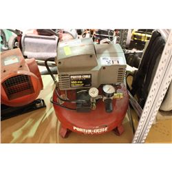 METAL FRAMED WOODEN RESTAURANT CHAIR