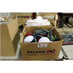 BOX OF ASSORTED HOUSEHOLD & SPONGES