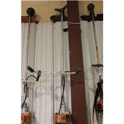 STIHL GAS WEEDEATER WITH CUTTING BLADE