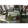 Image 1 : 2 BOXES OF BOOKS & RECORDS