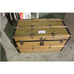 TRAVEL TRUNK OF RADIO CONTROLLED CAR PARTS