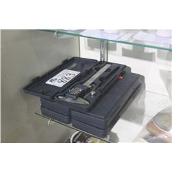 DIGITAL MEASURING CALIPERS