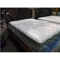 PULASKI QUEEN SIZE LEATHER INLAYED HEAD BOARD SET