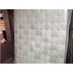 QUEEN SIZE PILLOW TOP MATRESS & BOX SPRING