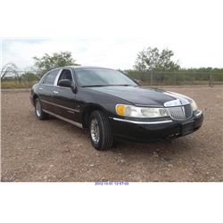 2001 - LINCOLN TOWN CAR //REBUILT SALVAGE TITLE