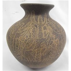 Mata Ortiz Jar Brown Tan Desert Scene - Luis Villa