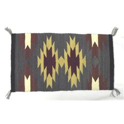 Navajo Serrated Diamond Wool Rug