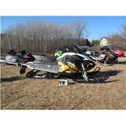 2011 Ski Doo MXZ TNT 600 2BPSMFBA5BV000081