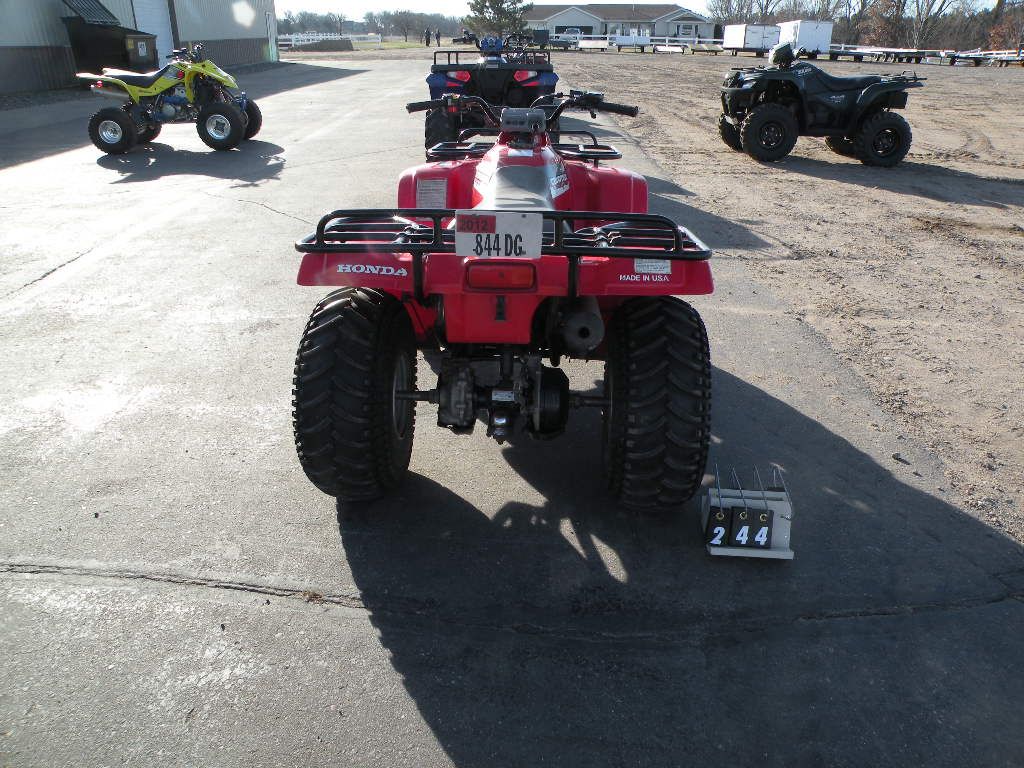 1993 Honda 300 Fourtrax 2x4 needs new battery 478TE1405PA502627