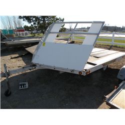 2000 Sledbed 2 plc trailer 5A8M01510Y2051640
