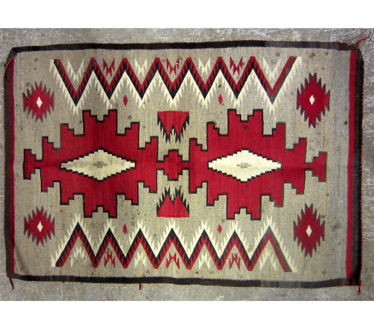 NATIVE AMERICAN INDIAN FLOOR RUG