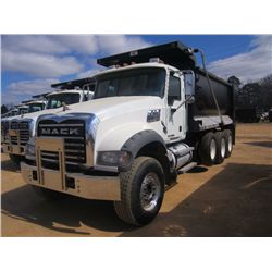 2010 MACK GU713 TRI-AXLE DUMP