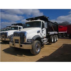 2010 MACK GU713 TRI-AXLE DUMP