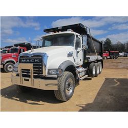 2010 MACK GU713 TRI-AXLE DUMP