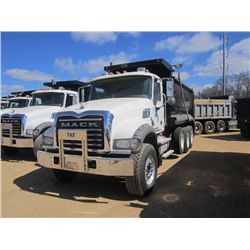 2009 MACK GU713 TRI-AXLE DUMP