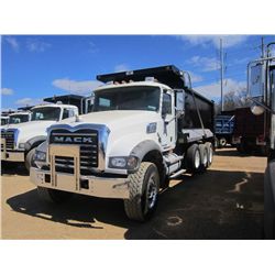 2009 MACK GU713 TRI-AXLE DUMP
