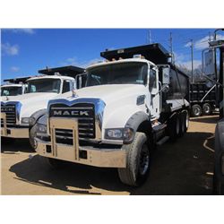2009 MACK GU713 TRI-AXLE DUMP