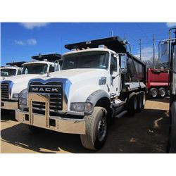 2009 MACK GU713 TRI-AXLE DUMP