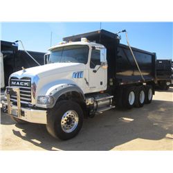 2008 MACK GU713 TRI-AXLE DUMP
