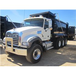 2008 MACK GU713 TRI-AXLE DUMP