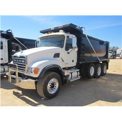 2007 MACK CV713 TRI-AXLE DUMP