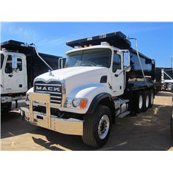 2007 MACK CV713 TRI-AXLE DUMP
