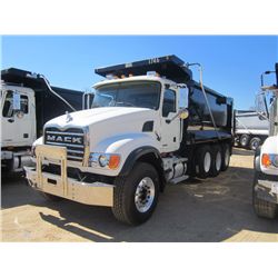 2007 MACK CV713 TRI-AXLE DUMP