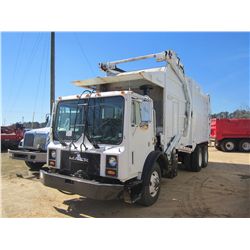2002 MACK MR690S T/A GARBAGE TRUCK