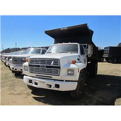 1994 FORD F700 S/A DUMP