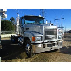2009 MACK CHU613 TRI-AXLE TRUCK TRACTOR