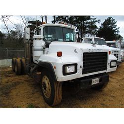 1994 MACK RD688S T/A TRUCK TRACTOR