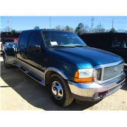 2001 FORD F350 SUPER DUTY CREWCAB PICKUP TRUCK