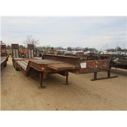 1972 40' SHOPBUILT TRI-AXLE LOWBOY