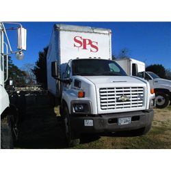 2004 CHEVROLET C6500 VAN TRUCK