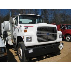 1996 FORD L8000 T/A FUEL & LUBE TRUCK