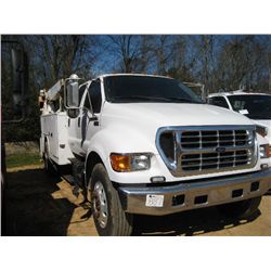 2002 FORD F650 S/A MECHANICS TRUCK